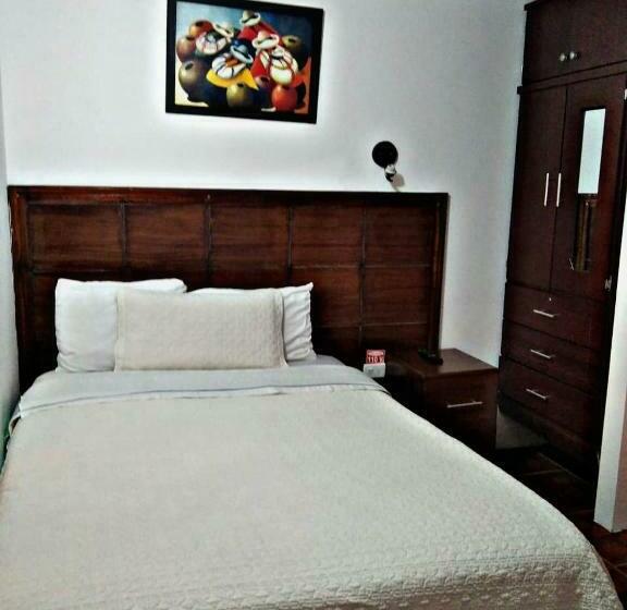 پانسیون Hostal Mariscal Sucre