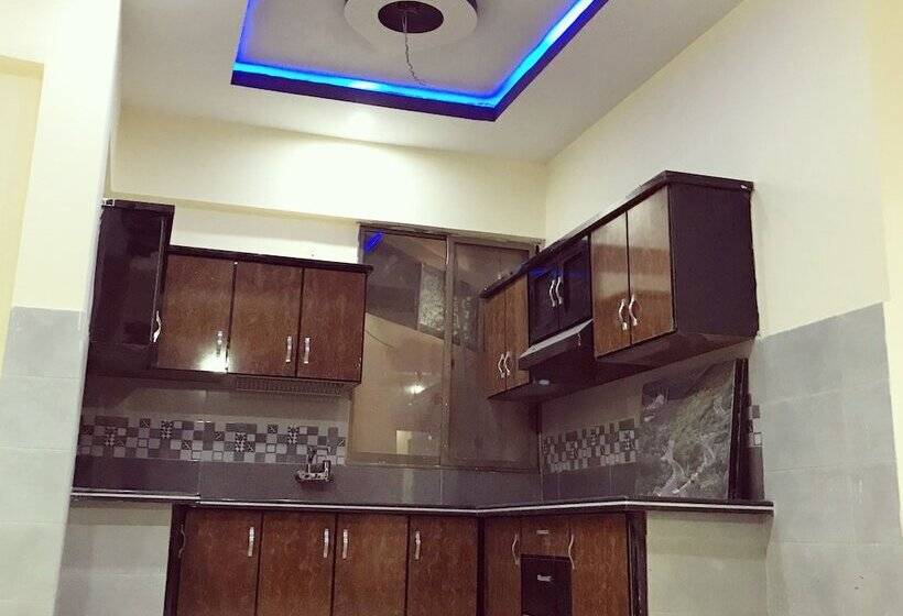 هتل Second Home