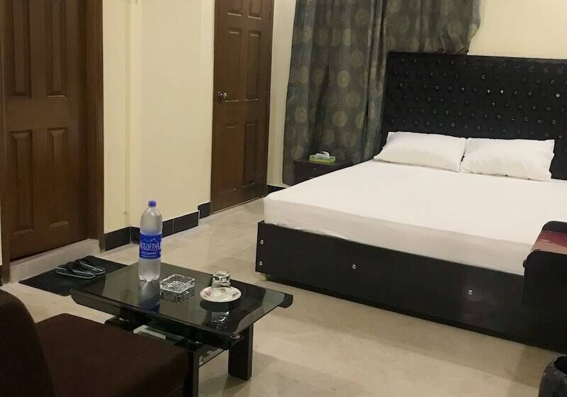 هتل Second Home