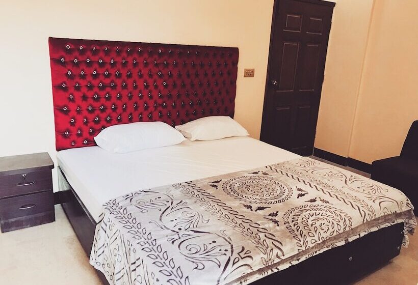 هتل Second Home