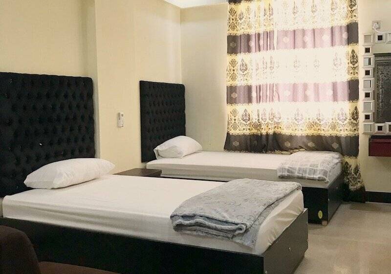 هتل Second Home