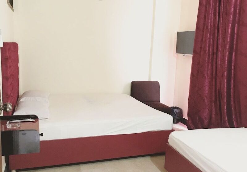 هتل Second Home