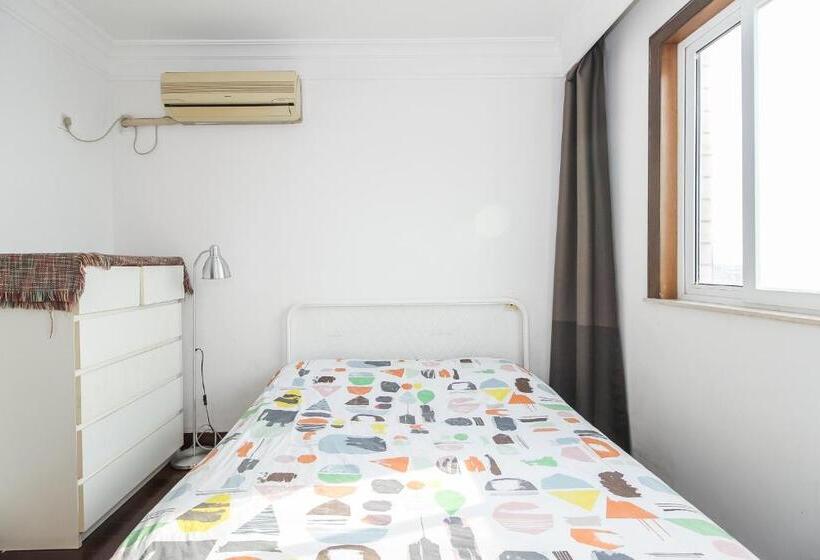 Inestin Shanghai Apt Hongfeng Road