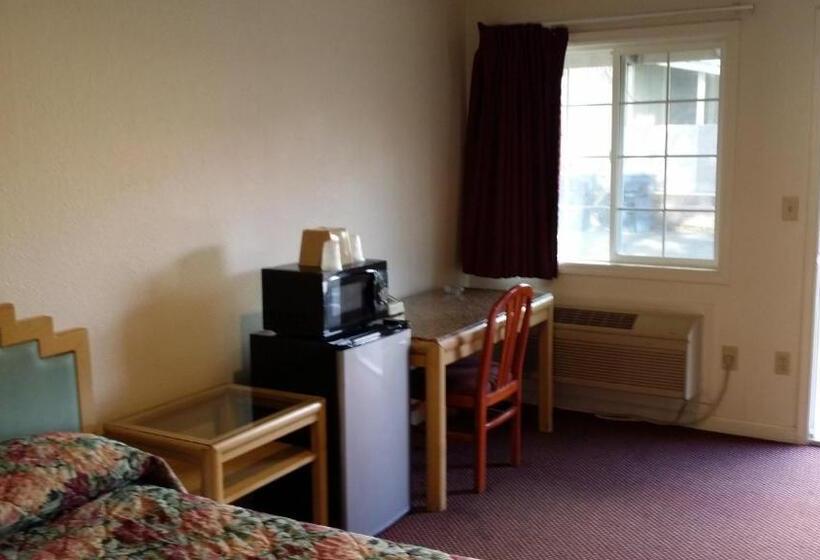 مُتل Redwood Inn Willits