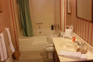 Spahn House Bed And Breakfast