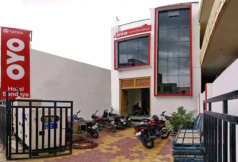 Fotos del hotel Oyo 12193 Sandhya:  13