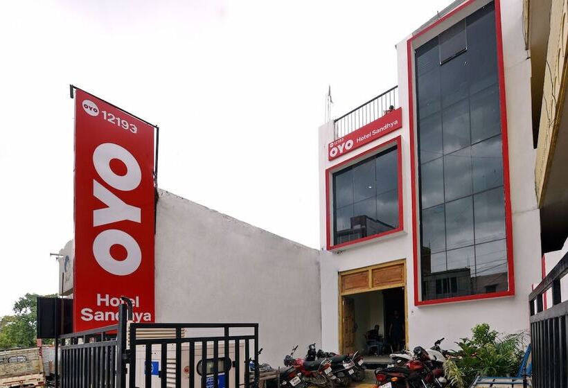 Fotos del hotel Oyo 12193 Sandhya:  11