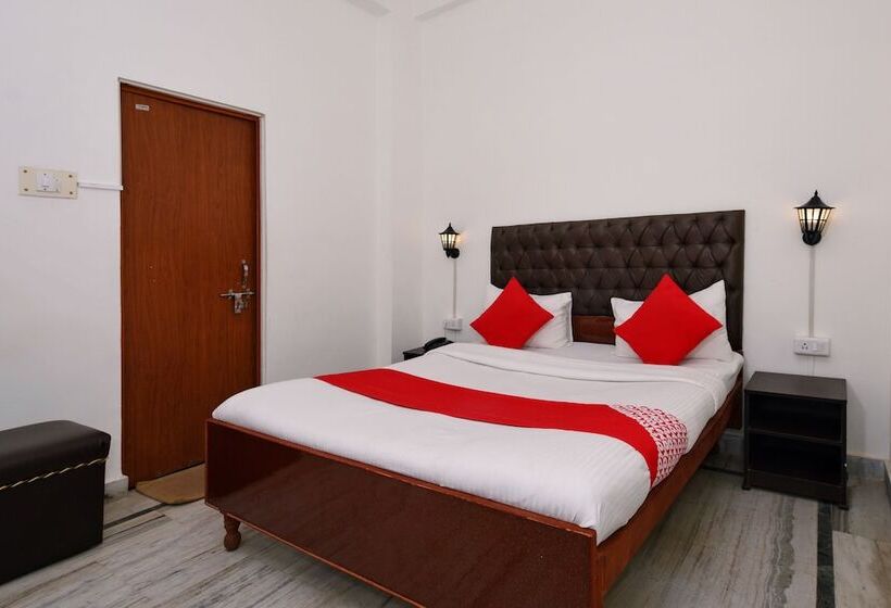 Fotos del hotel Oyo 12193 Sandhya:  17