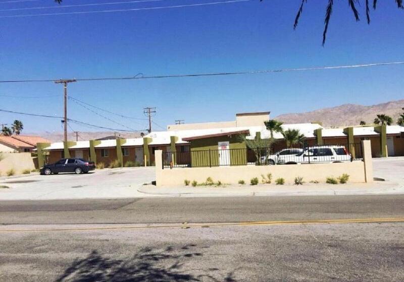 هتل Europa Inn & Suites