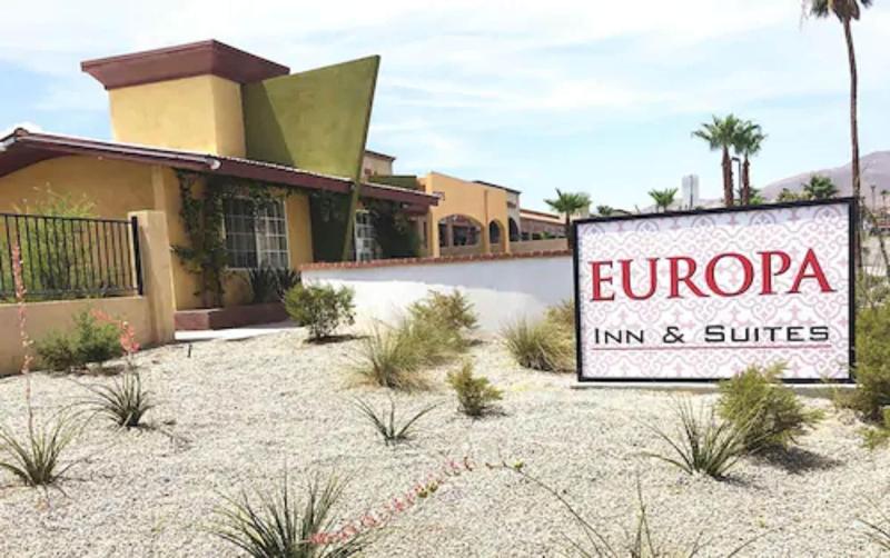 هتل Europa Inn & Suites