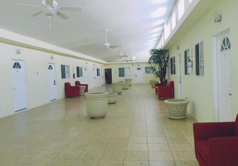 هتل Europa Inn & Suites