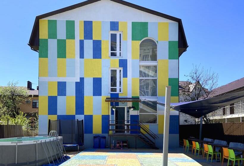 بنسيون Element