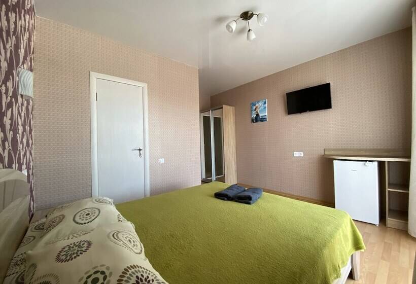 ペンション Element