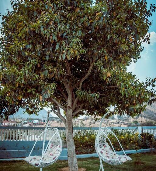 استراحتگاه Rawai Luxury Tents Pushkar
