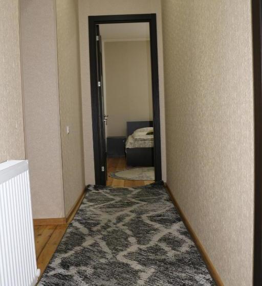 پانسیون Guesthouse Suja