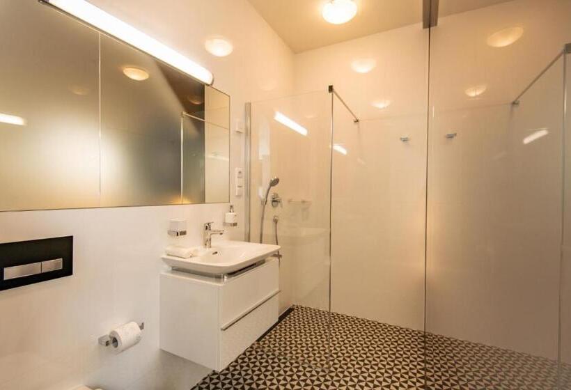 بنسيون Penzion Vila Slavia