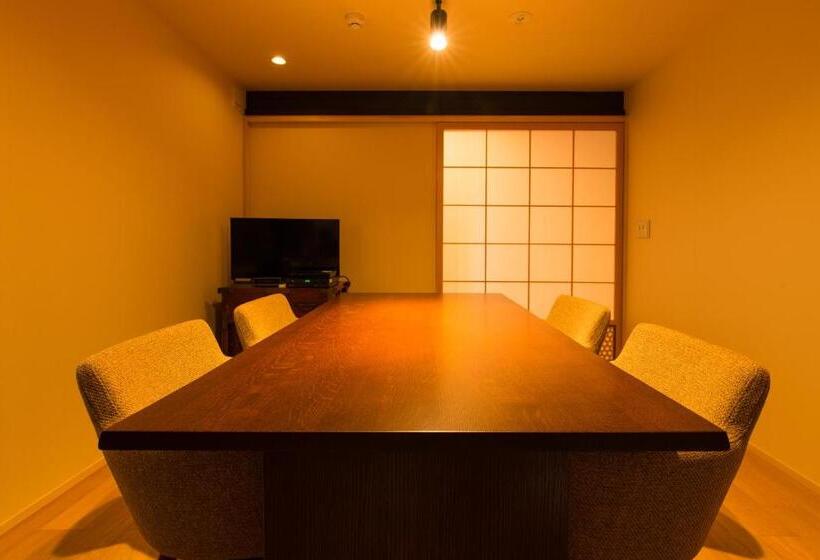 بنسيون Tsumesyo Mikuni