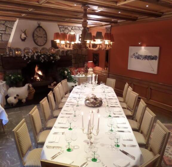 هتل Hôtel Restaurant Erckmann Chatrian