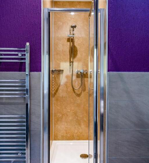 פנסיון Carradales Luxury Guest House