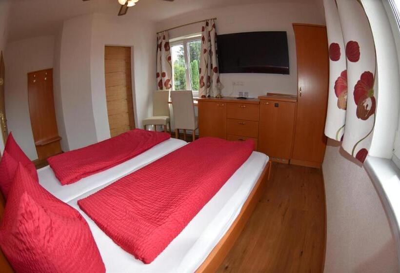 تختخواب و صبحانه Seebär Velden