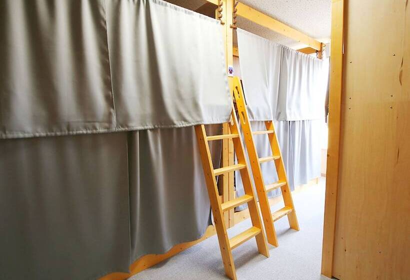 پانسیون Hostel J Culture168