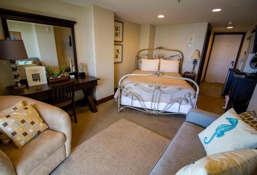 Otter Beach Lodges