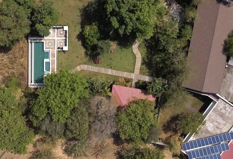مبيت وإفطار Fateh S Retreat, Homestay