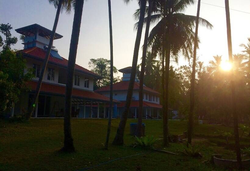 پانسیون Anuhas Airport Villas