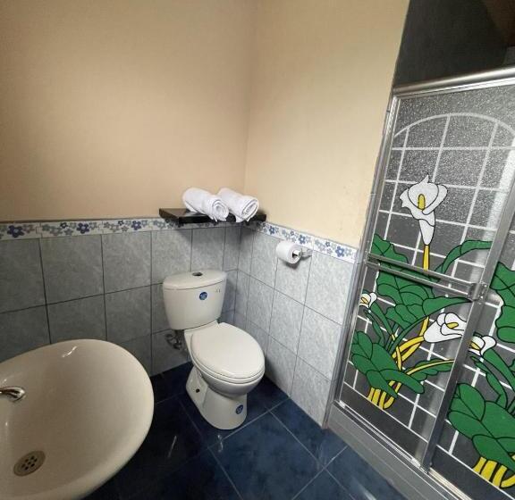 پانسیون Hostal Casa Cultural Mindo