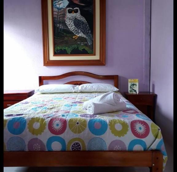 پانسیون Hostal Casa Cultural Mindo