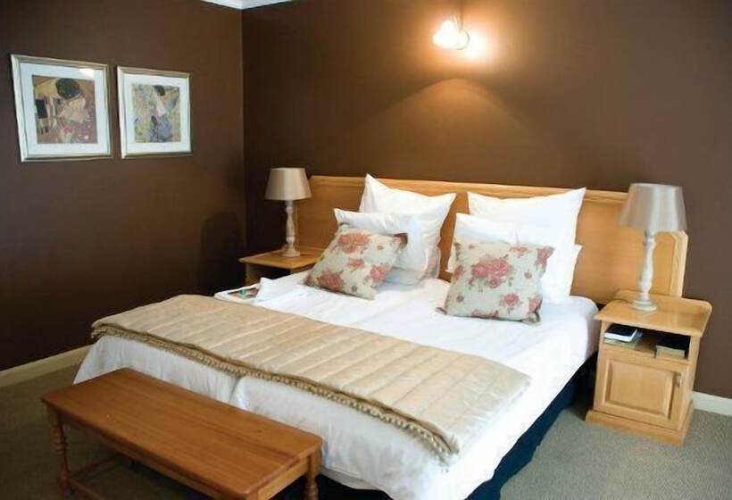 호텔 Three Rivers Lodge And Villas