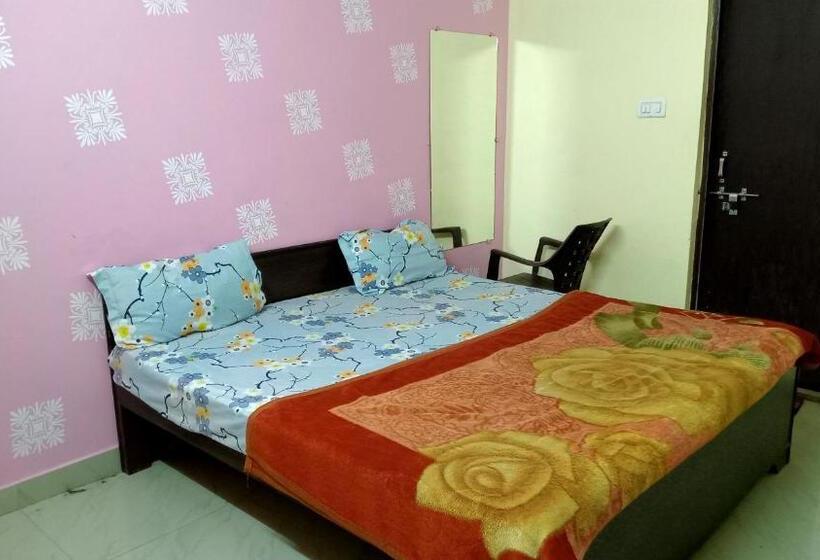 پانسیون The Shivay Guest House