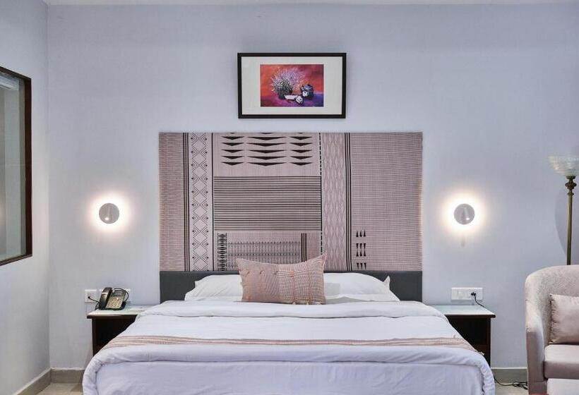استراحتگاه Zone Niathu Dimapur By The Park