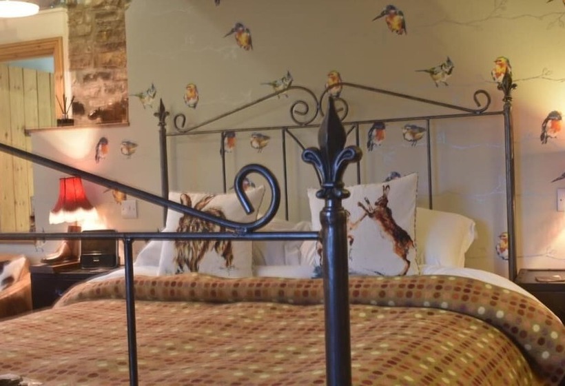 Bed and Breakfast Low Mill Guesthouse