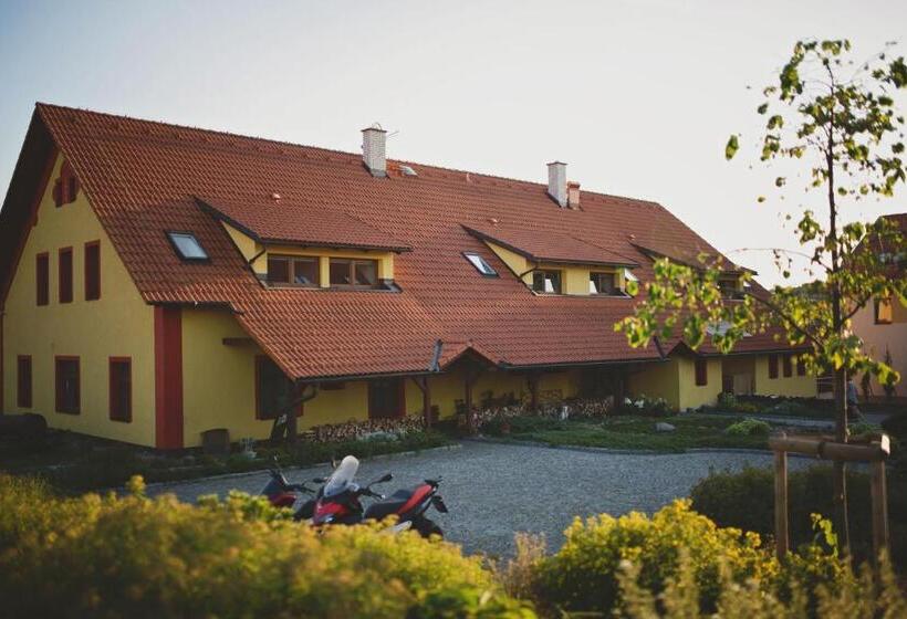 پانسیون Statek česká Lípa Myslovice