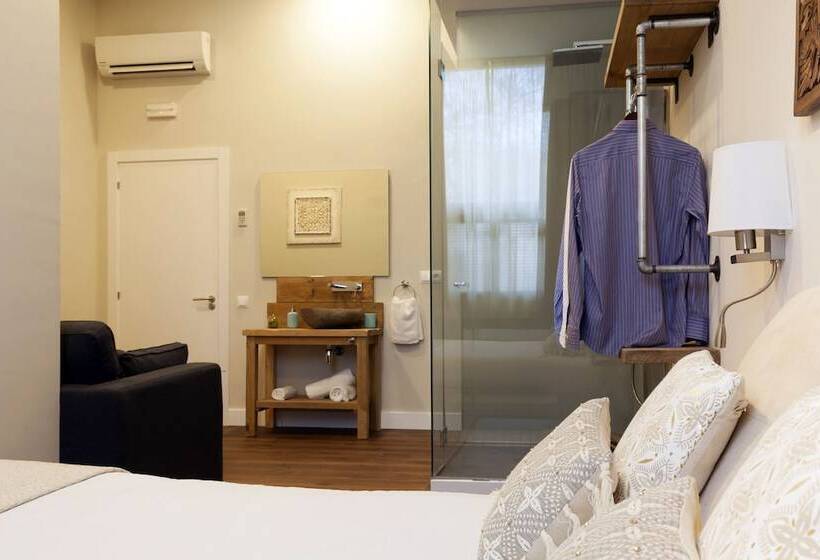 Fotos del hotel Radha:  17