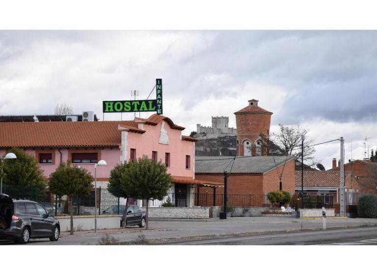 پانسیون Hostal Infante Peñafiel