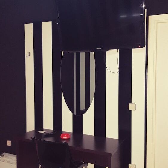 بنسيون Hostal Restaurante Los Badenes