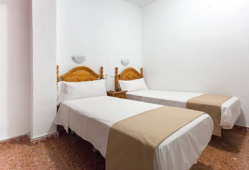 پانسیون Hostal San Rafael