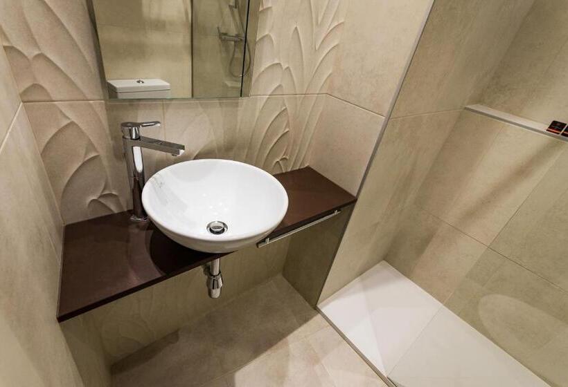 פנסיון Cuatro Caminos Rooms