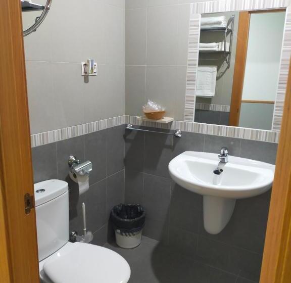 بنسيون Hostal Banderas