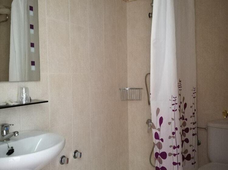 پانسیون Hostal Castilla
