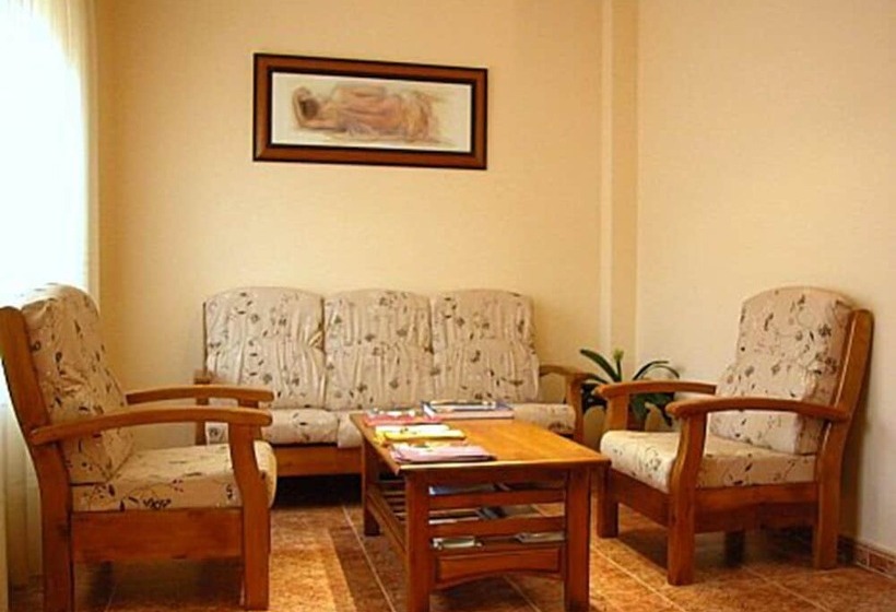 پانسیون Hostal Castilla