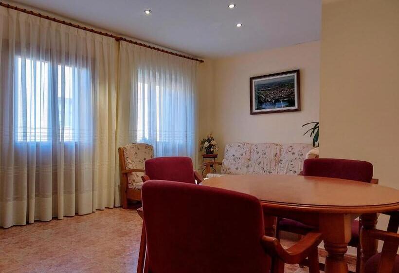 پانسیون Hostal Castilla