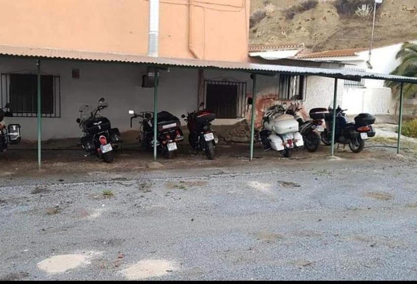 پانسیون Hostal Rural El Caminero