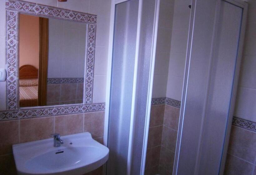 پانسیون Hostal Rural El Caminero