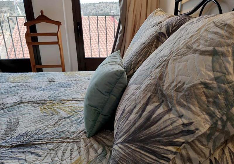 Пансион Royuela Hostal