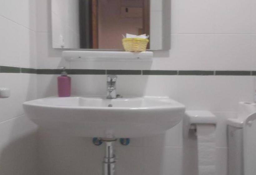 بنسيون Hostal Rural De Cuadros