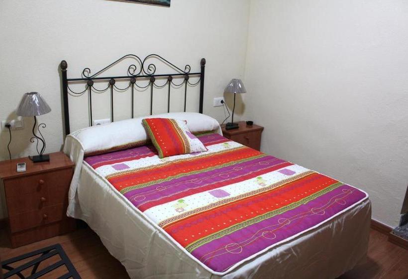 펜션 Pilar Casa Rural