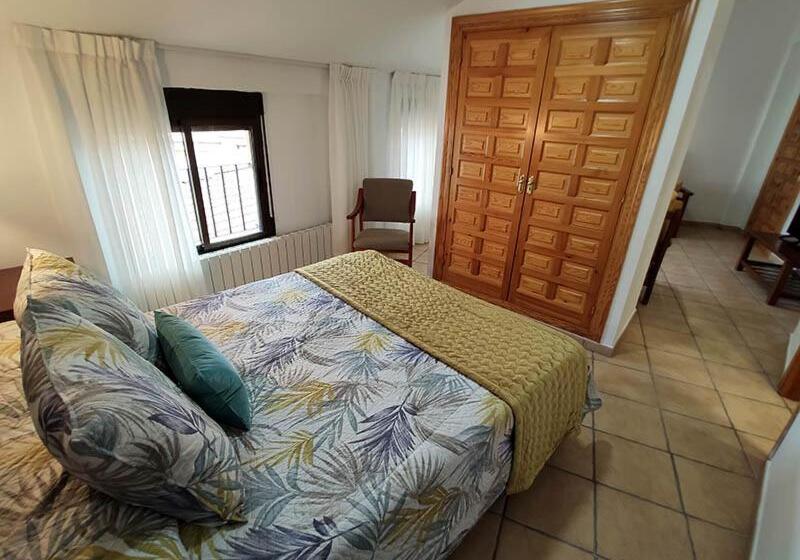 Пансион Royuela Hostal